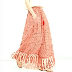Beautiful maxi skirt perfect for spring/summer!