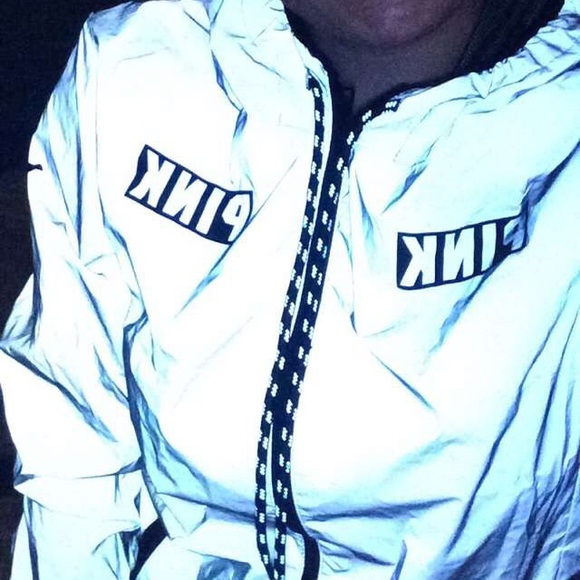 Limited release 002 anorak - Picture 2 of 2