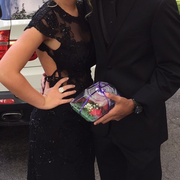 Prom dress - Picture 4 of 4