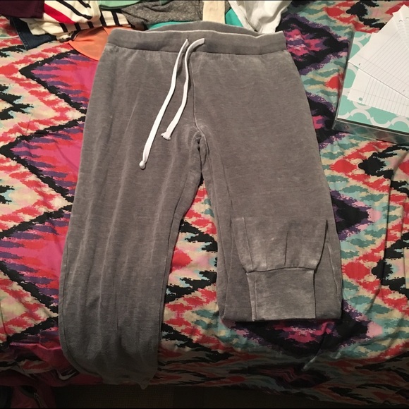 Forever 21 Pants - Forever 21 sweatpants