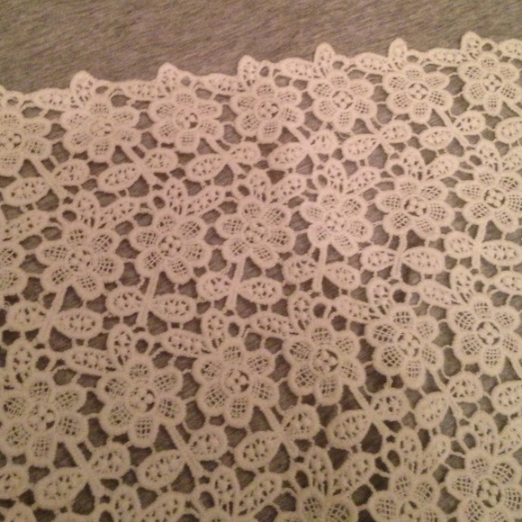 J.Crew cute top - Picture 2 of 4