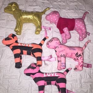 5 VS PINK DOGS