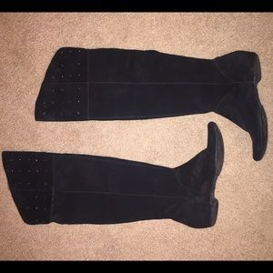 Knee high suede boots!