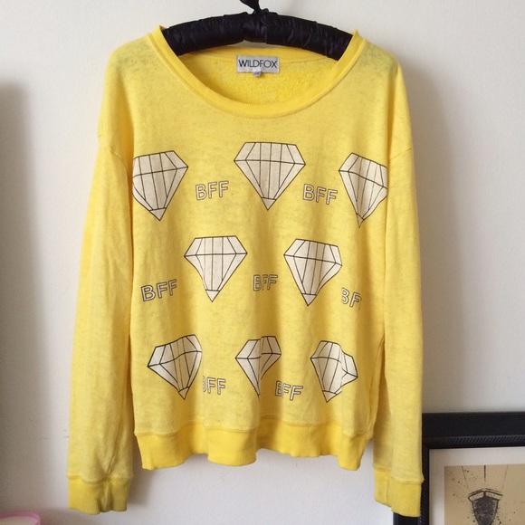 Wildfox Tops - DEFECTIVE♦️WILDFOX Diamonds BFF Kim's sweater