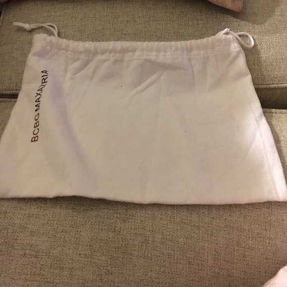 ❌❌BCBG MAXAZRIA SEQUIN WRISTLET❌❌SOLD elsewhere - Picture 4 of 4