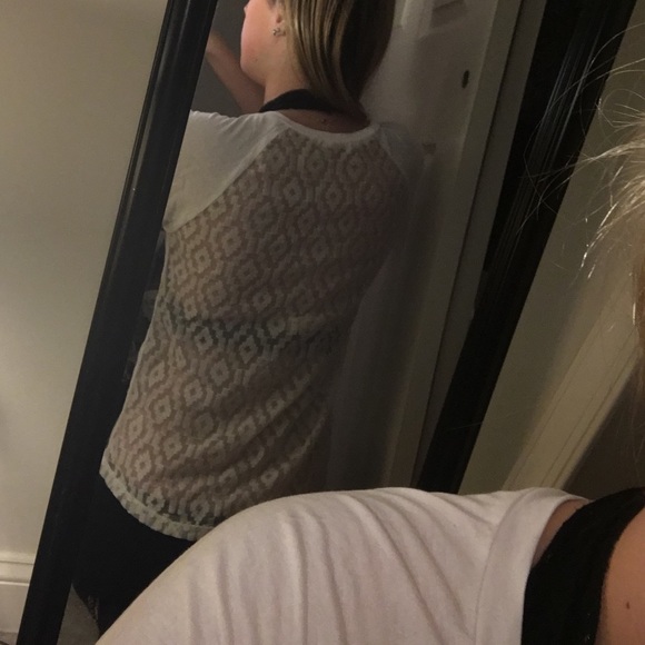 tribal back shirt - Picture 1 of 2