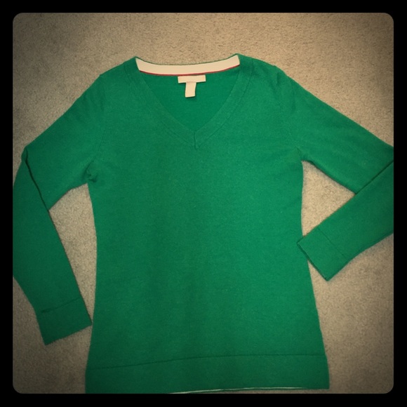 Light weight sweater for spring