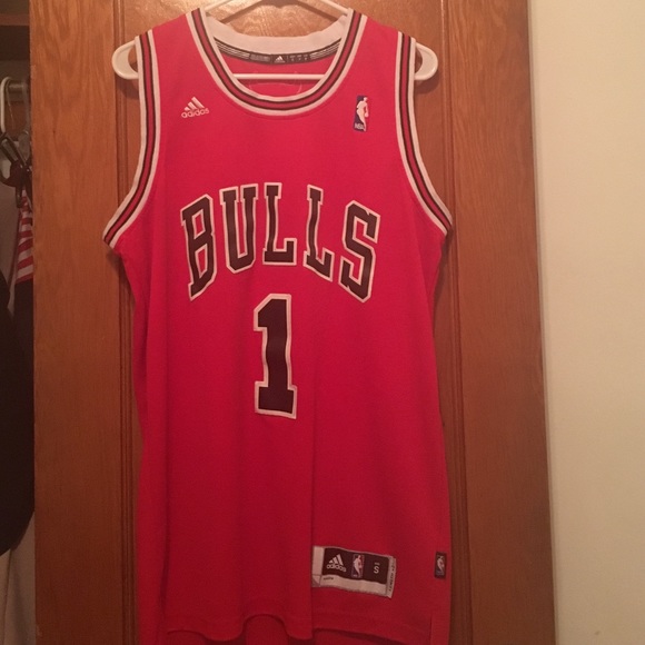 🌟🌟BULLS DEREK ROSE JERSEY