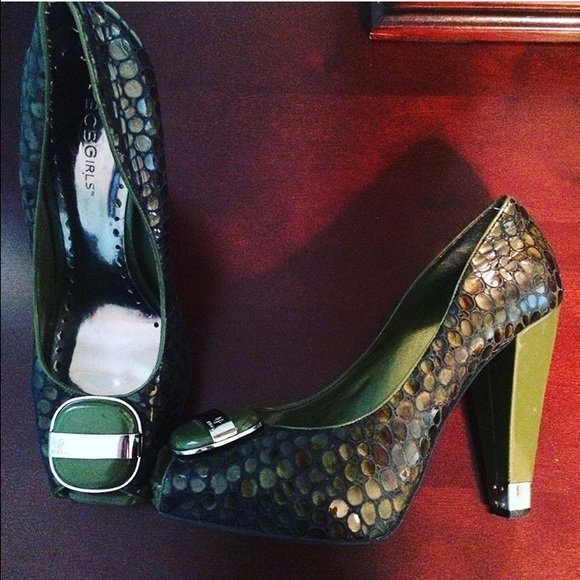 BCBG SHOES