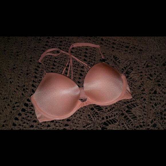 🔴SOLD🔴VS Strappy Back Push Up - Picture 2 of 4