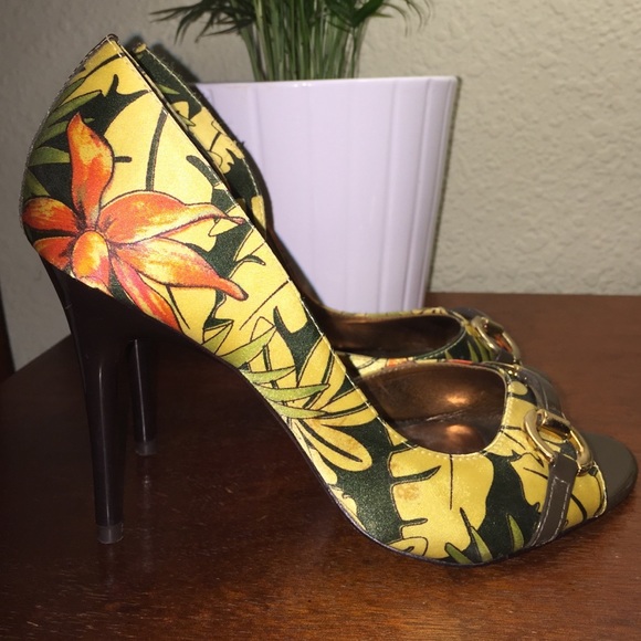 Carlos Santana heels