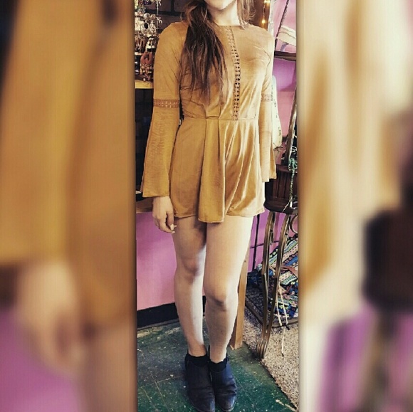 ❌SOLD❌LOVE CULTURE Faux Suede Romper - Picture 4 of 4