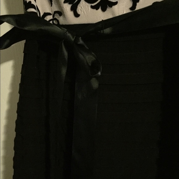 SOLD - Picture 4 of 4