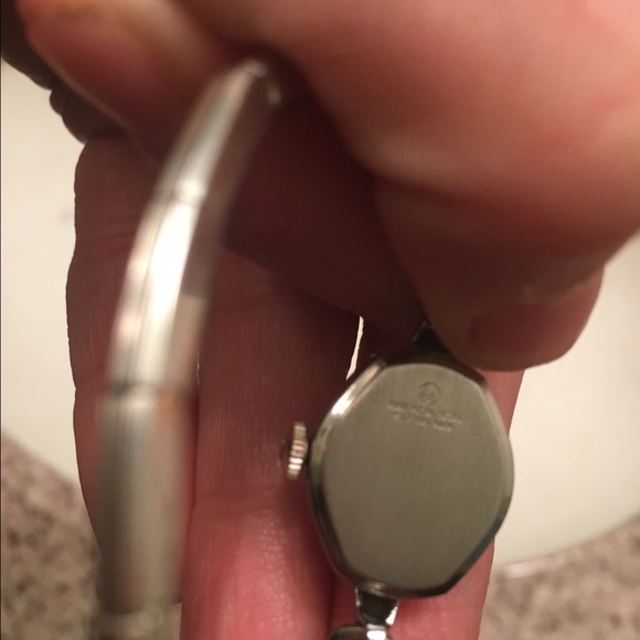 Vintage Waltham windup watch main image 4