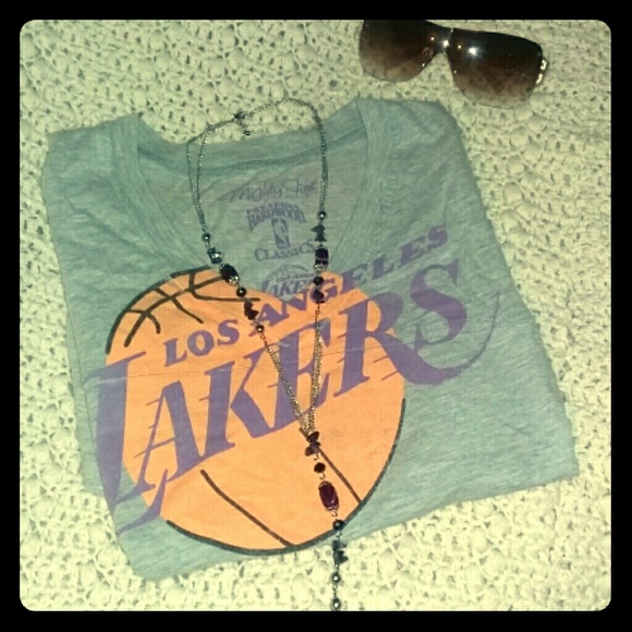 LA Lakers Shirt - #32 MAGIC!!!! ⤵💲⤵💲⤵