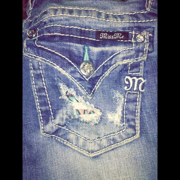 Miss Me crop size 26