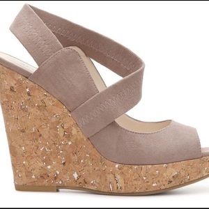 DSW size 6 brand new Audrey Brook Wedges