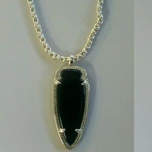 Kendra scott necklace