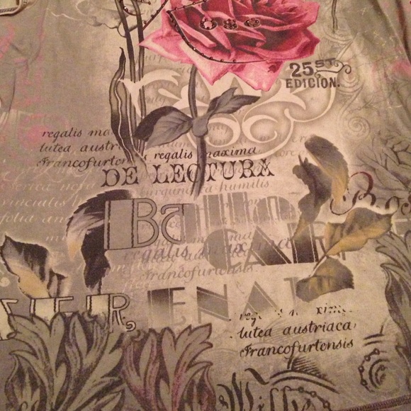 Cafe Rose Tee - Picture 3 of 4