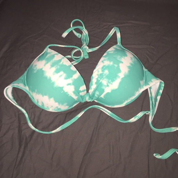 Tie-Dye bikini top!