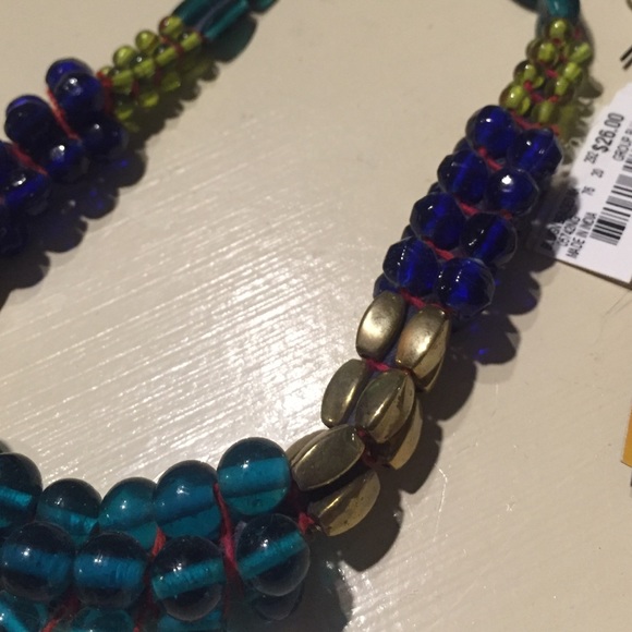 Gorgeous Beaded Statement Necklace - Picture 4 of 4