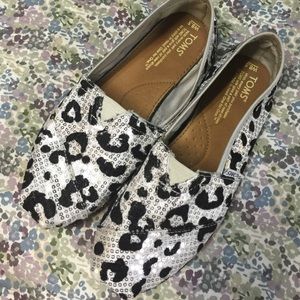 Nordstrom exclusive toms