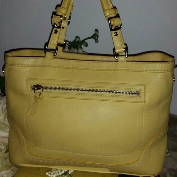 SOLD: COACH Yellow Pebbled Leather Hampton Tote - Picture 1 of 4