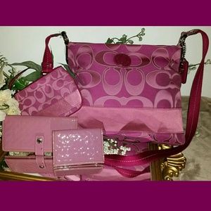 SOLD: Coach Large Crossbody +wristlet +Wallet +ID