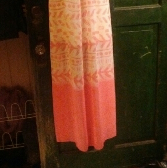 Maxi ynostrapless with open back. With mini skirt - Picture 3 of 4