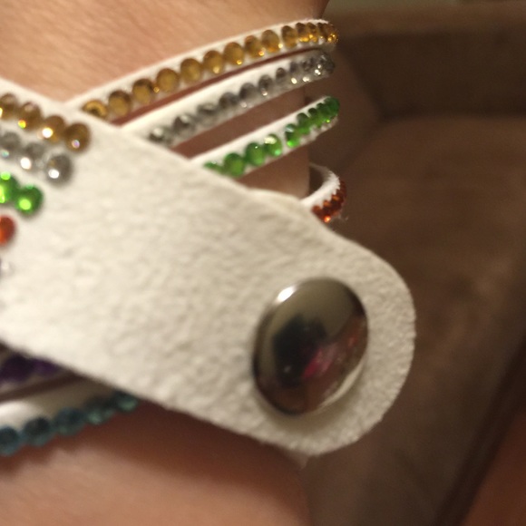 Multi color leather with rhinestones bracelet - Picture 2 of 2