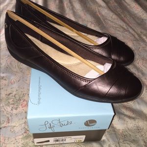 NWT Life Stride flats