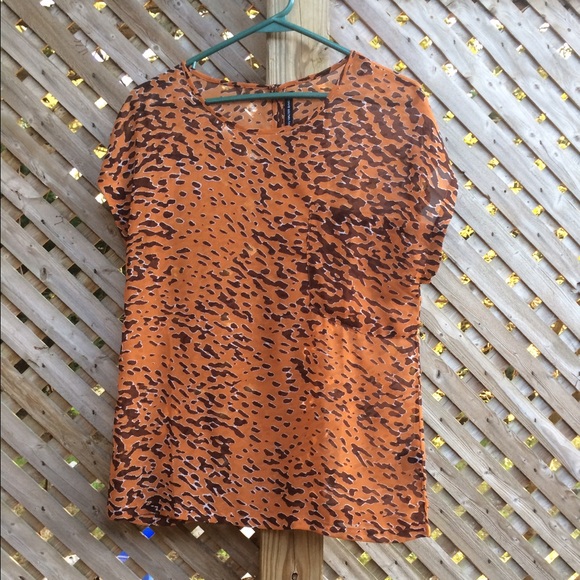 ⚡️W11 Animal print blouse