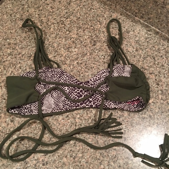 Acacia Krobokan Top - Picture 2 of 4