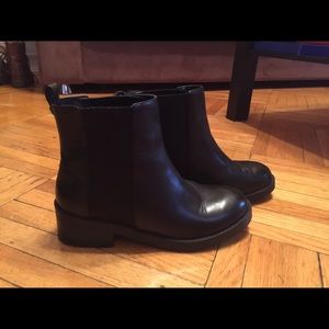 Steve Madden Chelsea boot