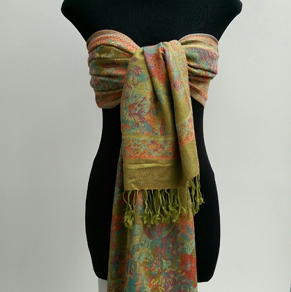 Scarf or wrap