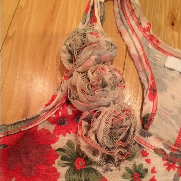 Floral Razorback Top - Picture 3 of 3