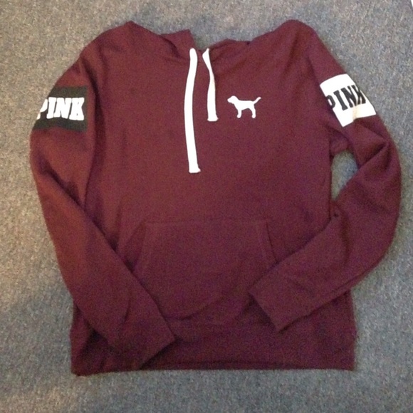 VS PINK Maroon Hoodie! (WORN A FEW TIMES)