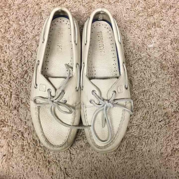 Sperry Top-Siders in Cream