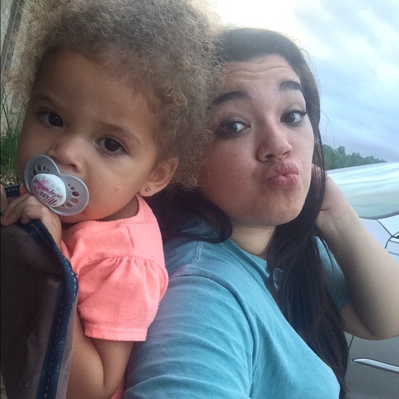 Meet Your Posher, Jennie 💫💕 - Picture 4 of 4