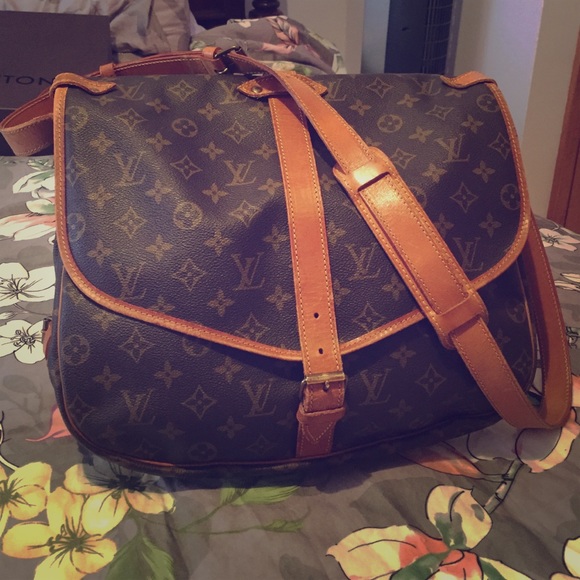 Louis Vuitton Handbags - Louis Vuitton Saumur 35 14" x 10" tote saddle bag