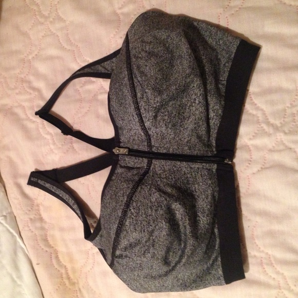Victoria Secret sports bra