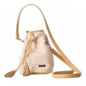 Cute crossbody Bucket Bag!!!