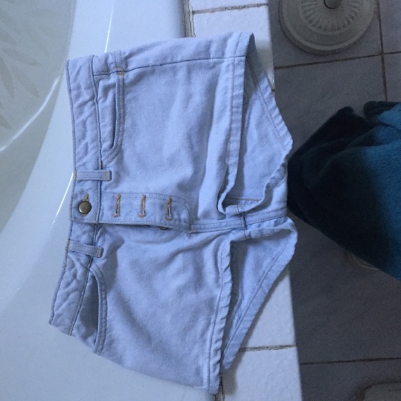 American apparel mid rise shorts