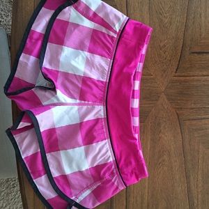 Lululemon Speed Shorts, size 6