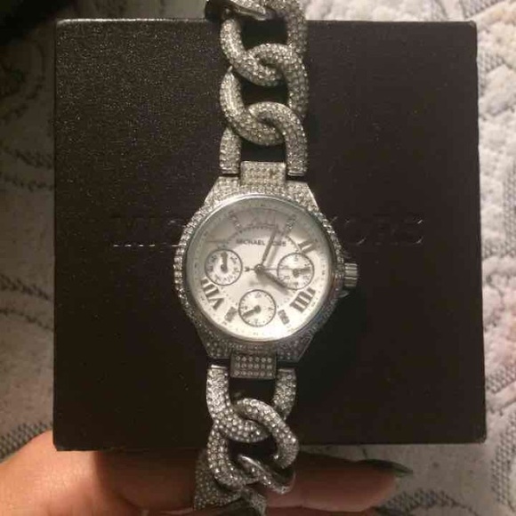 MK watch main image 4