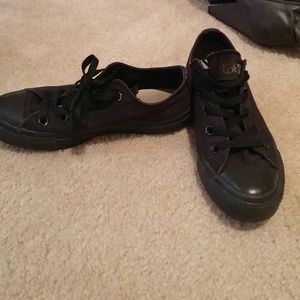 Black converse