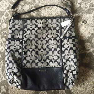 NEW💗💗 Roomy Coach Bag👜