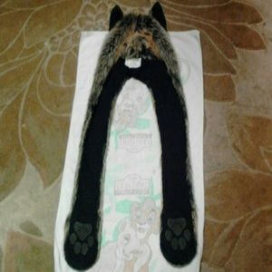 *Reserved* Red and Black Wolf Spirithoods