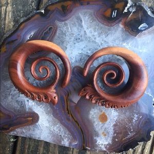 Brand new wood plugs size 7/16 handcrafted