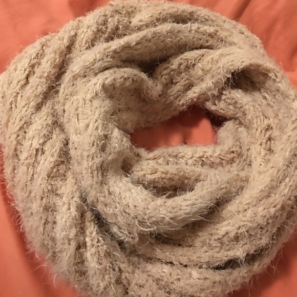 Salmon colored scarf